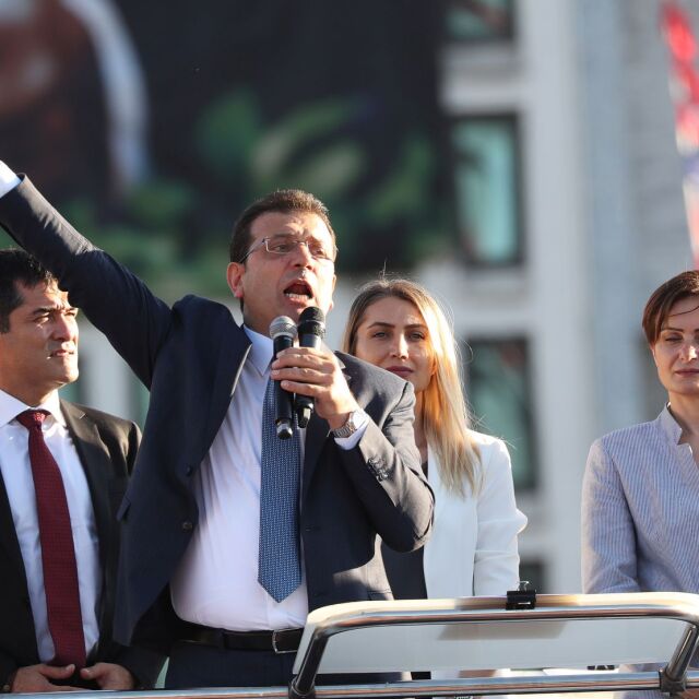 Екрем Имамоглу встъпи в длъжност като кмет на Истанбул