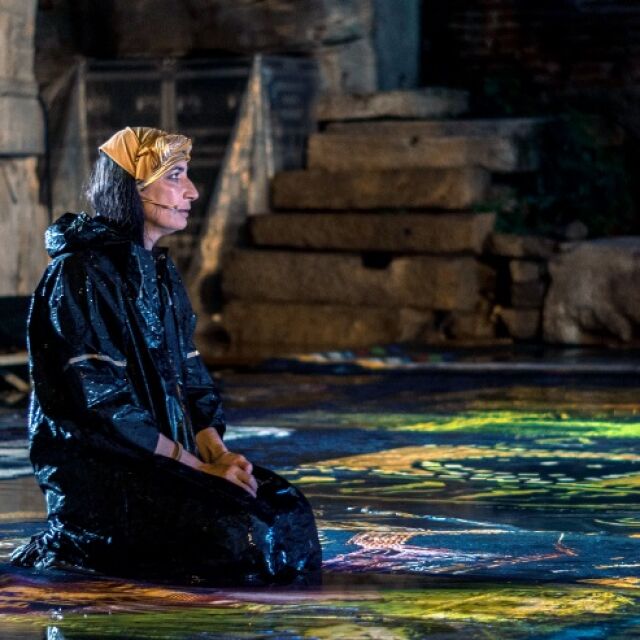  „ Медея “ в Пловдив: Снежина Петрова сътвори спектакъл в придвижване (СНИМКИ+ВИДЕО) 