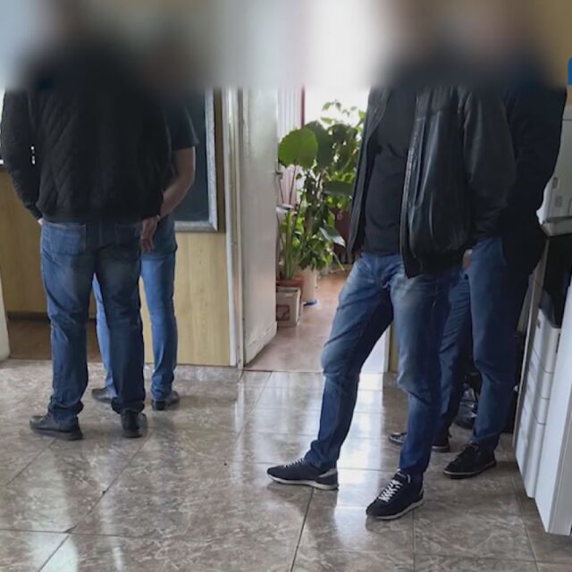 МВР срещу МВР: Полицаите от "Калотина", разследвани за подкуп, са с мярка "подписка" (ОБЗОР)