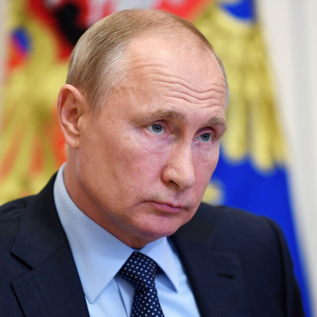 Владимир Путин е готов да приеме украинския си колега в Москва