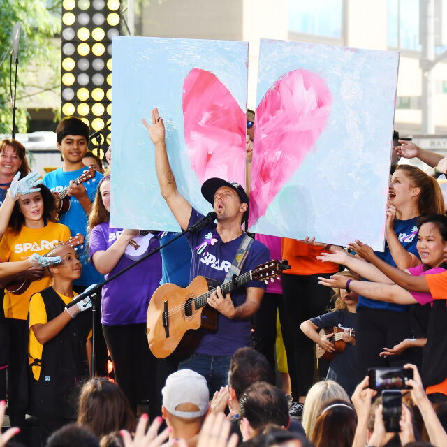 Джейсън Мраз дарява средствата от новия си албум в подкрепа на расовата и социална справедливост