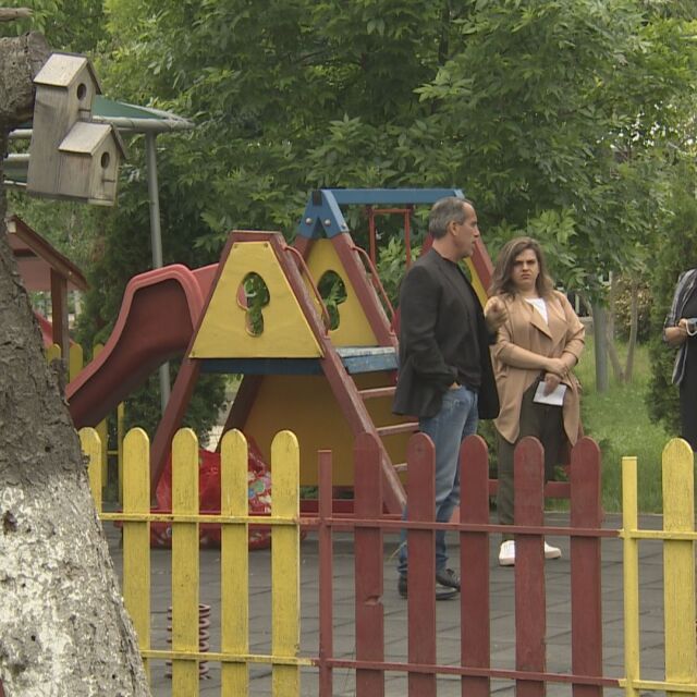 Защо има неприети деца в детските градини в „Люлин“, след като кметът на района увери, че места има?