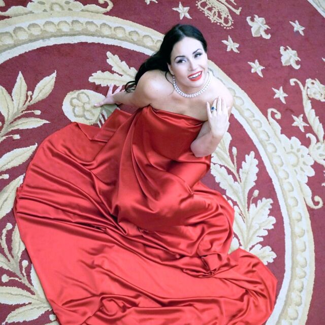 Оперната прима Соня Йончева ще носи рокля на български дизайнер (ВИДЕО)