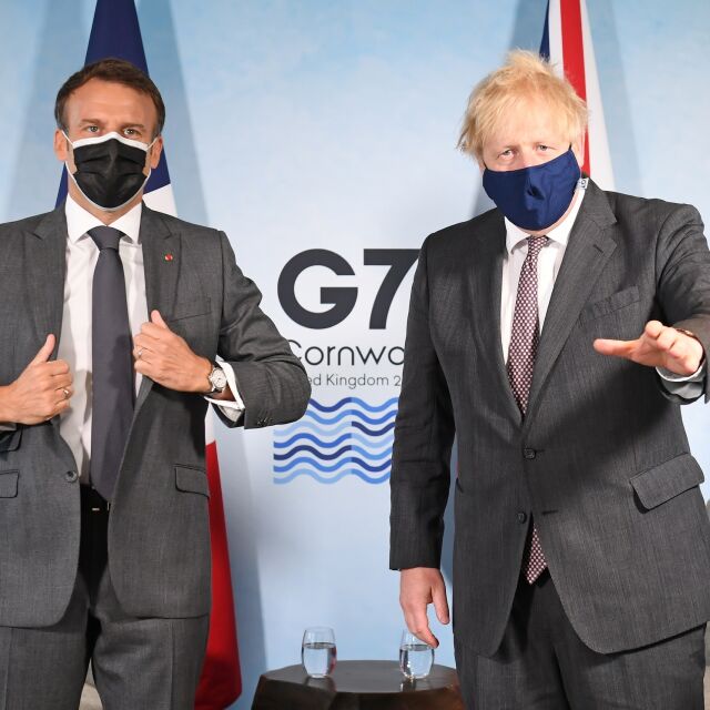 Макрон и Джонсън обсъдиха брекзит на срещата на Г-7