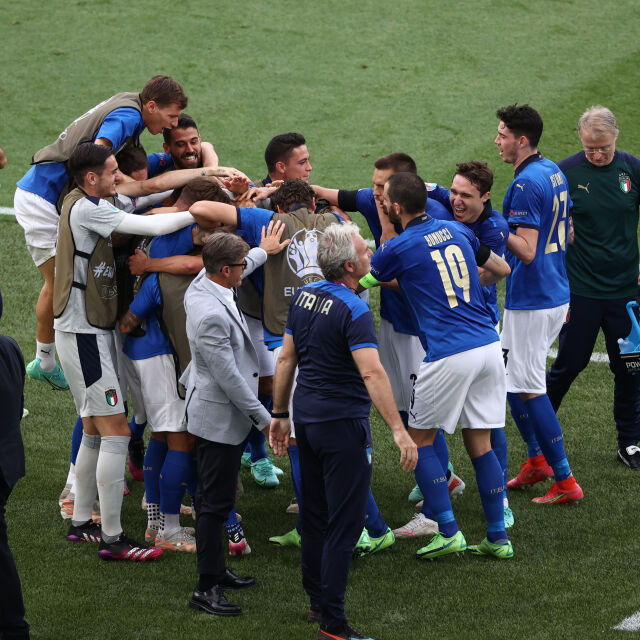 Категорична Италия спечели групата без да допусне гол