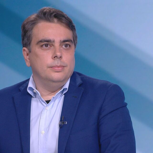Асен Василев: Санкциите по "Магнитски" можеха да заразят цялата икономика 