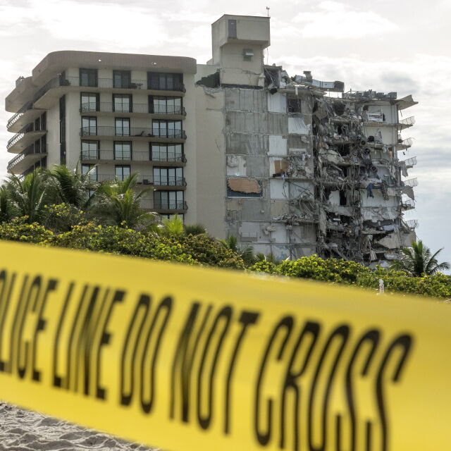Най-малко четири са жертвите на срутената сграда в Маями, десетки се издирват