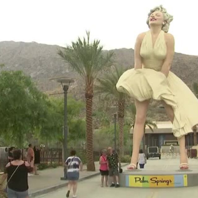 Огромна статуя на Мерилин Монро предизвиква противоречиви реакции (ВИДЕО)