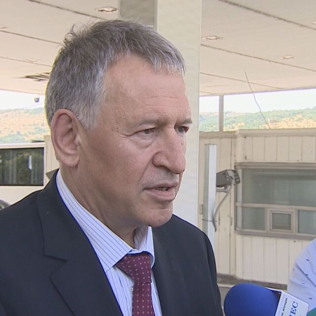 Здравният министър: От 1 юли ще има нов режим за влизане в страната 