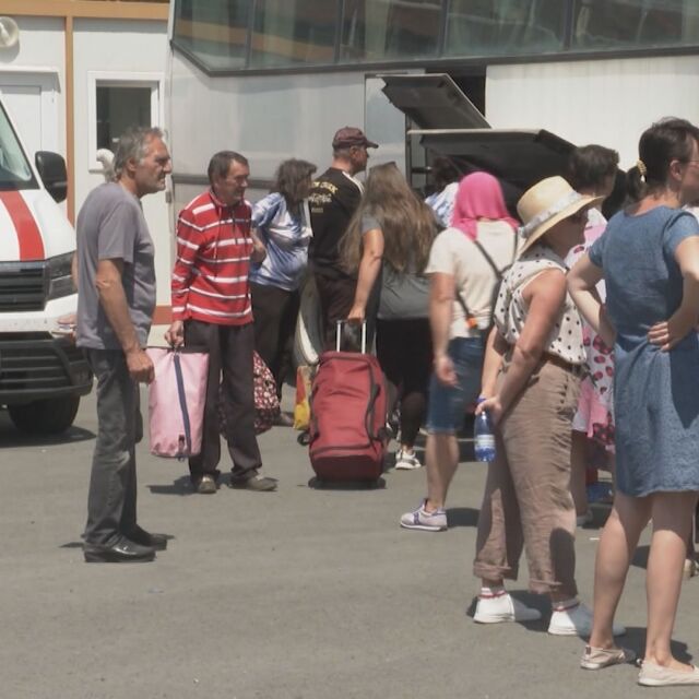 Защо областният управител на София забрани да се снимат местата за настаняване на бежанци?
