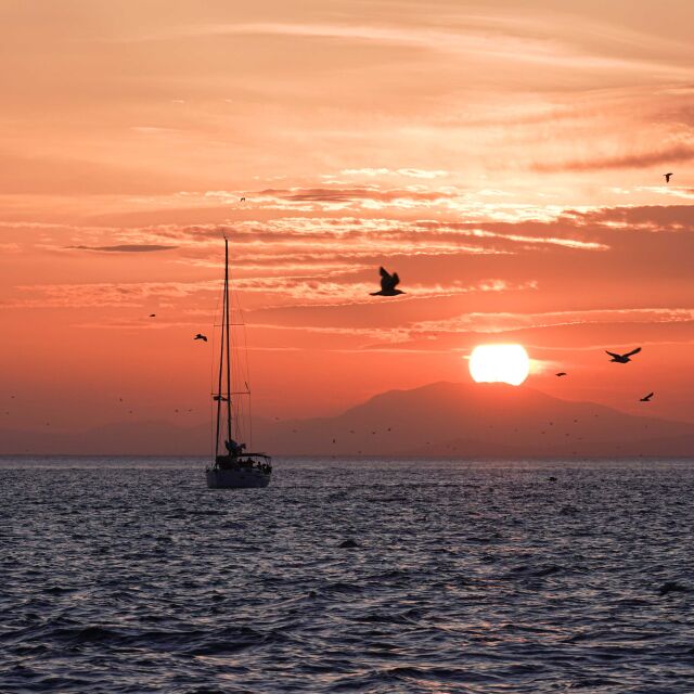 „360 градуса“: Да поемеш с яхта в лазурните води на Средиземноморието (СНИМКИ И ВИДЕО)