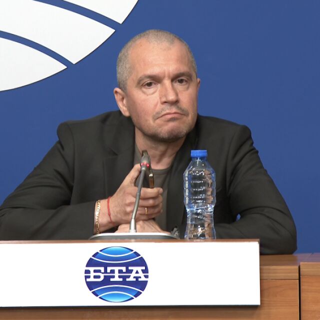 Йорданов показа запис, по думите му, между Радостин Василев и депутат на ИТН, свързан със заплахи