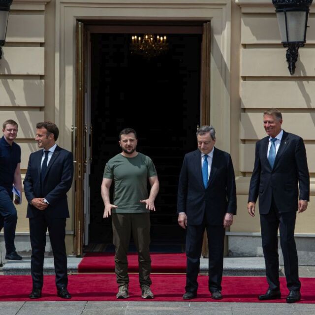 Лидерите на Франция, Германия и Италия се срещнаха със Зеленски в Киев