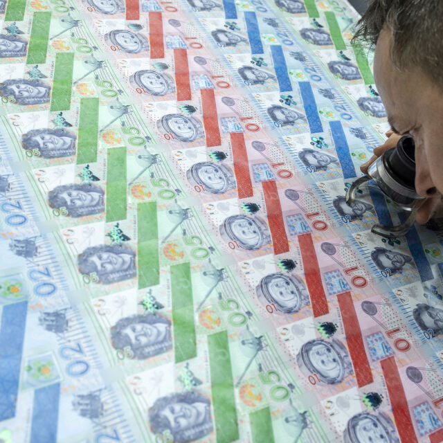 Компания за печат на пари: Кризата поддържа високо търсене на банкноти