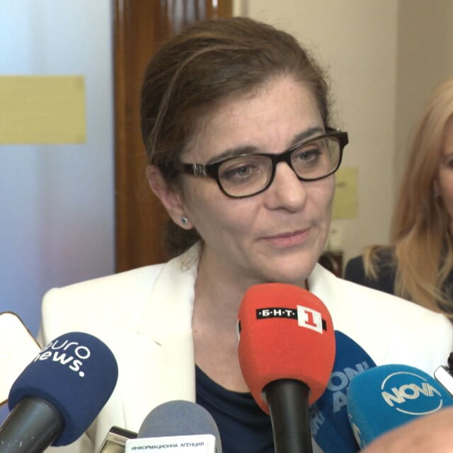Теодора Генчовска: В МВнР няма доклад, има две писма със списъци