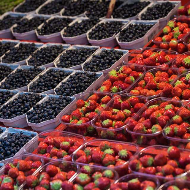 Цена за 500 грама ягоди без цената за килограм е нарушение