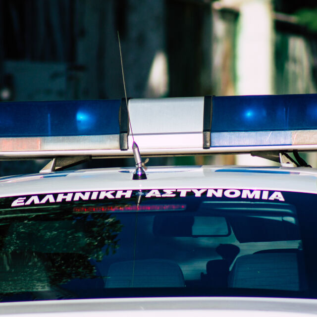 Българин е открит мъртъв на площад в Атина