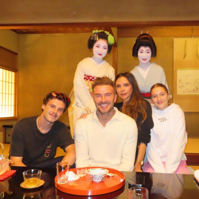 Семейство Бекъм се наслаждават на невероятна ваканция в Япония (СНИМКИ)