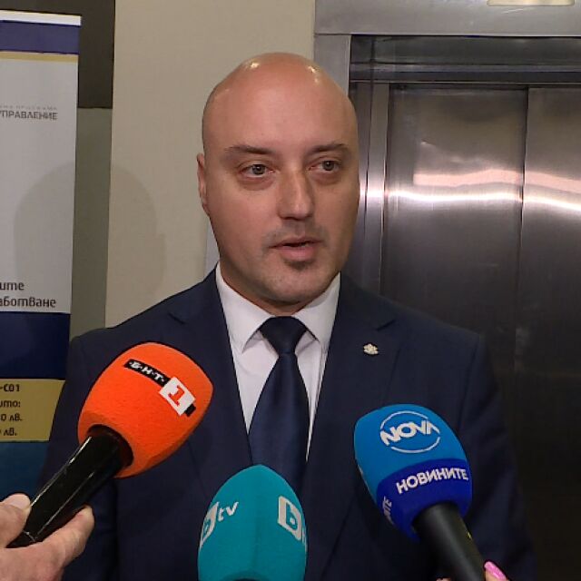 Атанас Славов: Радев няма основание да бави освобождаването на Гешев