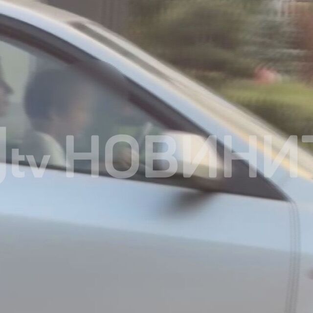 Жената, заснела как дете кара кола в скута на майка си пред bTV: Бях шокирана