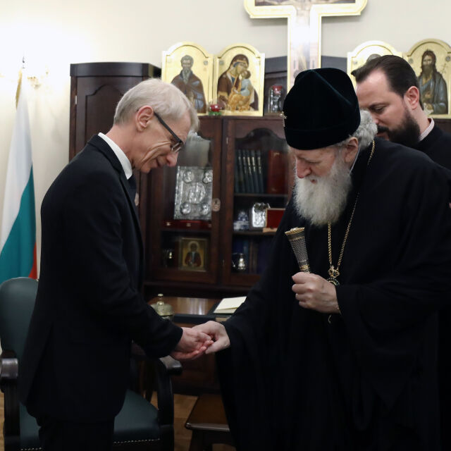 Патриарх Неофит благослови новия премиер Николай Денков (СНИМКИ)