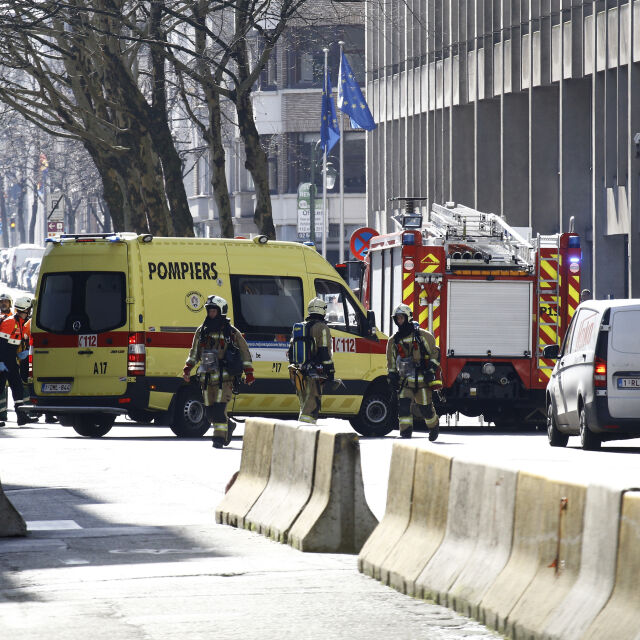 Две деца загинаха при пожар в Белгия, майка им е тежко пострадала