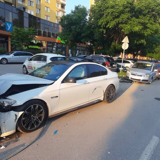 Среднощна гонка по улиците на Пловдив, ударени са няколко автомобила (ВИДЕО)