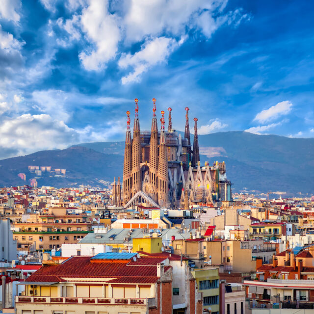 Барселона забранява апартаментите под наем за туристи