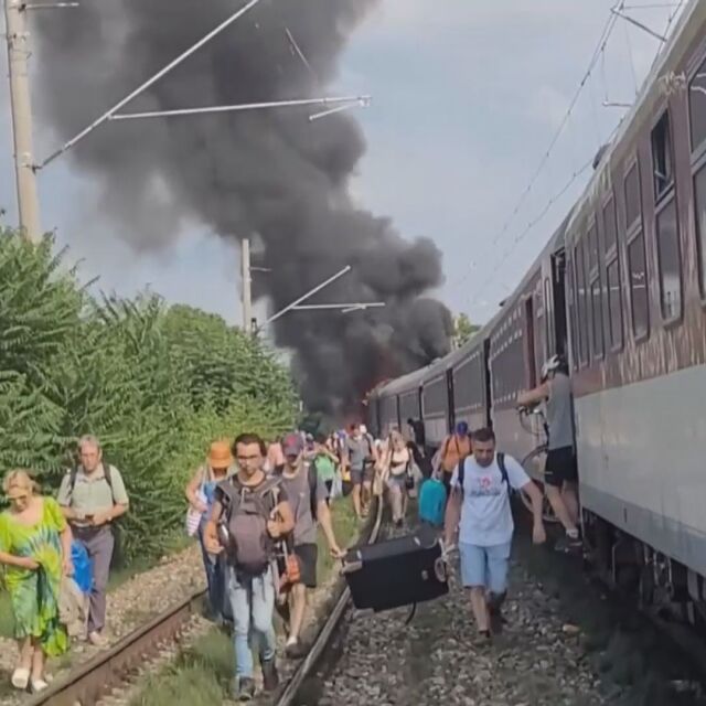 Сблъсък между пътнически влак и автобус в Словакия, има жертви и ранени (ВИДЕО+СНИМКИ)