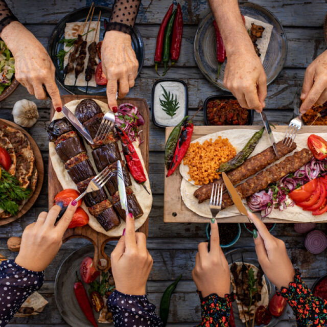  Коя e обичаната храна на футболните ентусиасти? 