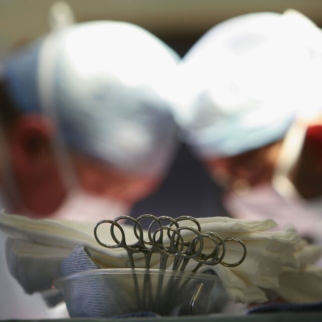 В болница „Чирков“ спасиха пациент с огромни тумори в сърцето и черния дроб