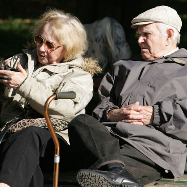 България е сред застаряващите страни в ЕС, отчита Евростат