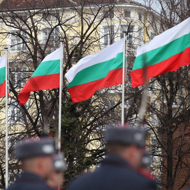 България чества 137 години от Освобождението