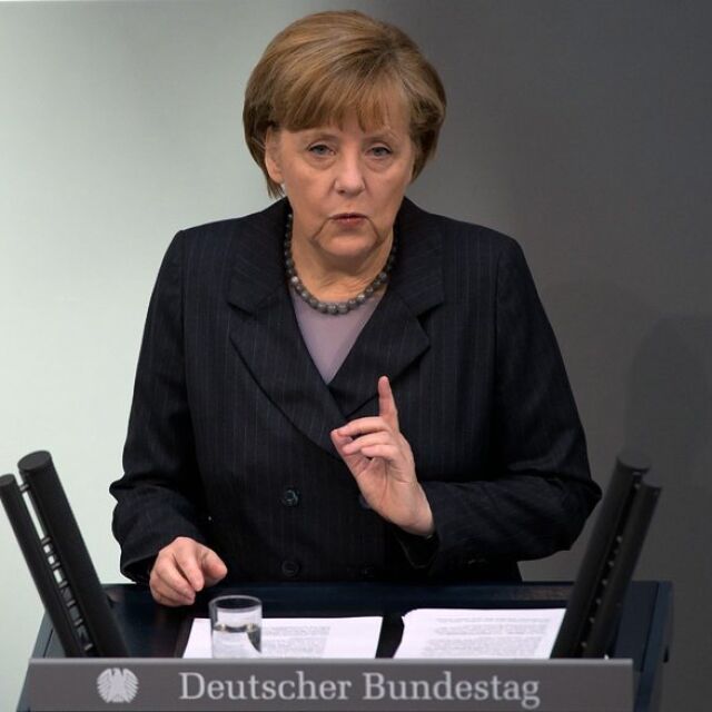 Меркел поиска задължително разпределяне на бежанците в ЕС
