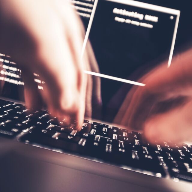 Български фирми се оказват в плен на хакери