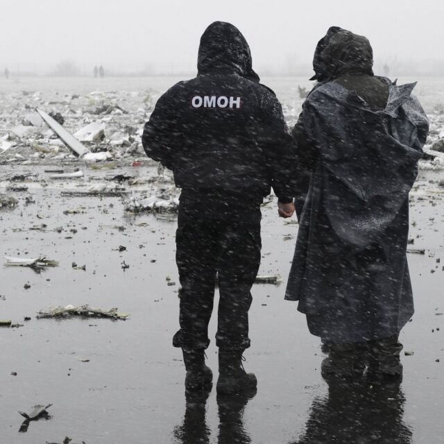 Оглеждат повторно мястото на самолетната катастрофа в Ростов на Дон