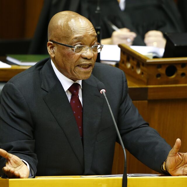 Президентът на ЮАР със солена глоба заради луксозно имение