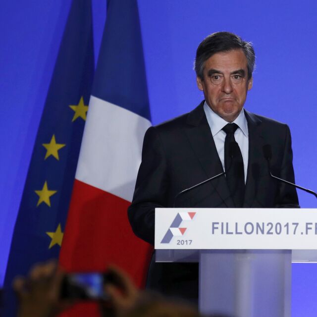 Франсоа Фийон ще се сдобие с обвинения, но няма да се оттегля от президентската надпревара