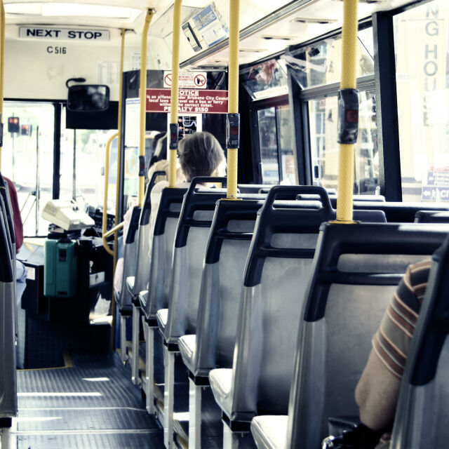 Заплатите в столичния градски транспорт ще растат с 10% през следващите три години