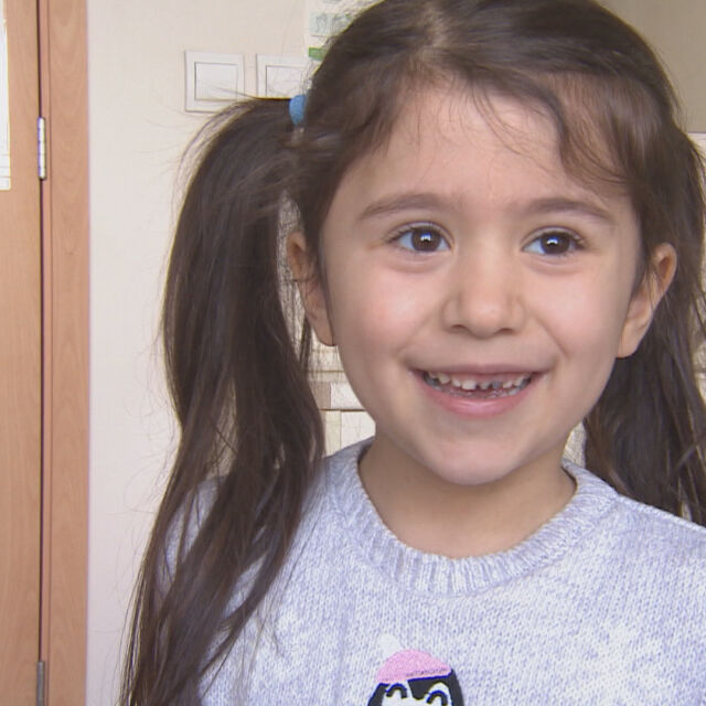 Уникална операция на гръбнака даде шанс за живот на 5-годишната Стела