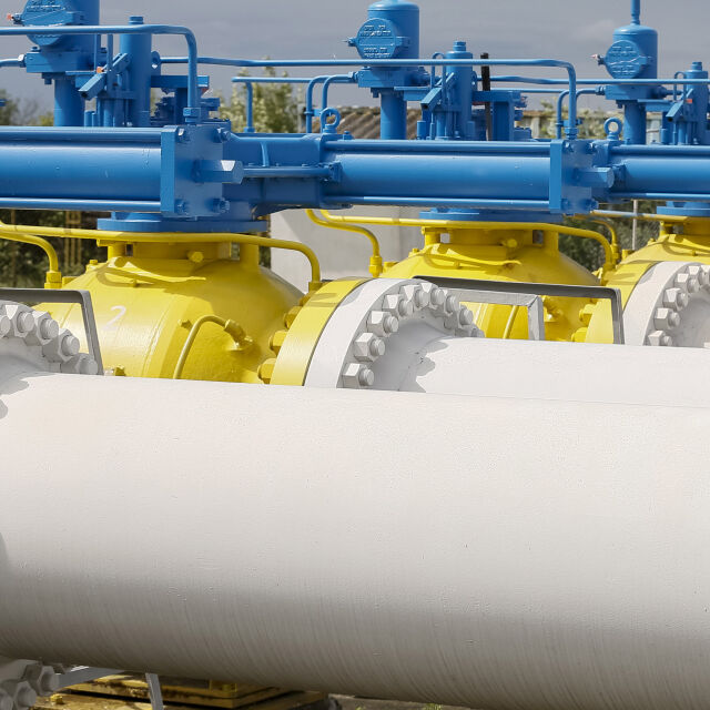 „Газпром“ драстично намалява доставките на газ за Франция