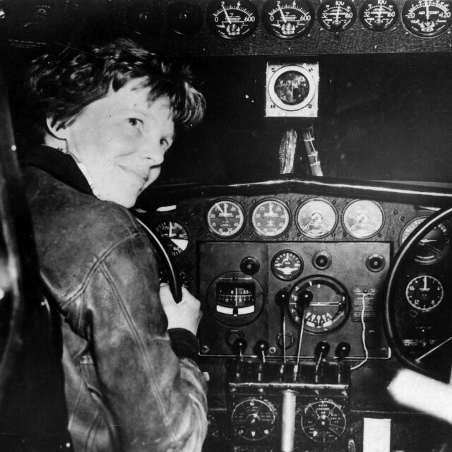 Неразкрита мистерия може да получи отговор: Учени смятат, че са открили самолета на Амелия Еърхарт