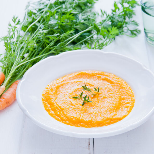 Тонизираща пролетна супа с моркови (рецепта)