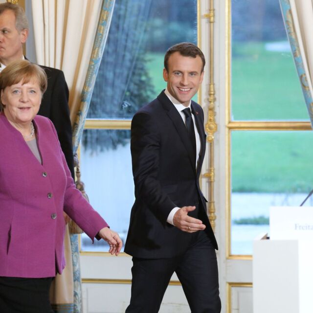 Макрон предложи на Меркел да изготвят "ясна и амбициозна пътна карта" за реформиране на ЕС
