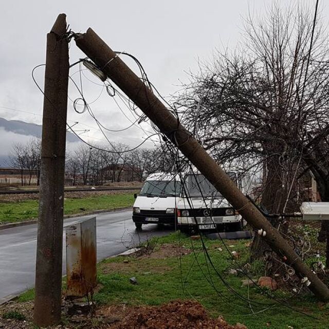 Правителството дава 500 хил. лв. за щетите от ураганния вятър във Враца