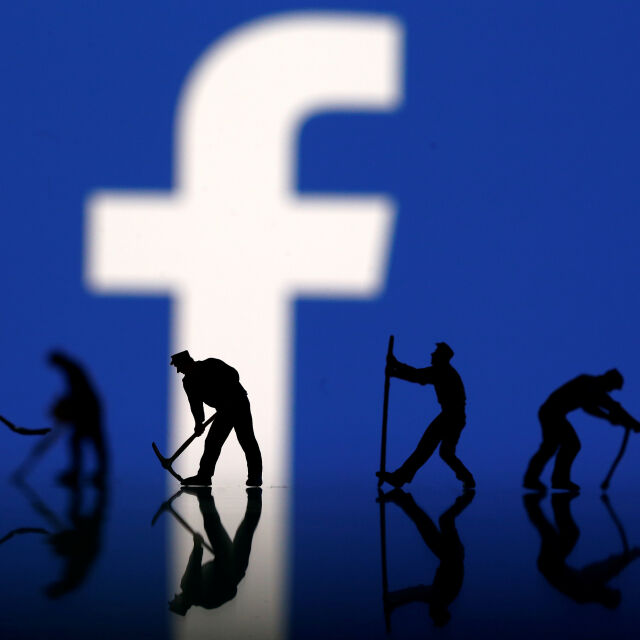 Данните на 35 хил. българи във „Фейсбук” са изтекли към „Кеймбридж аналитика”