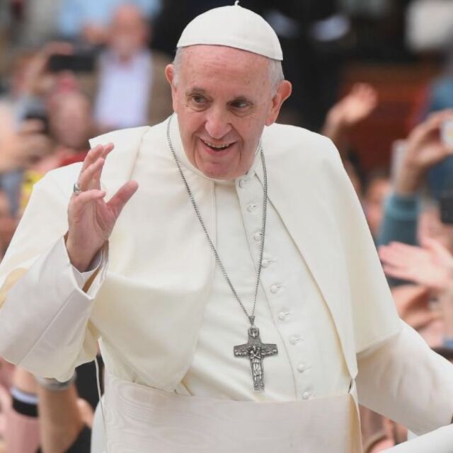 В очакване на папата: В Раковски вече се подготвят за визитата му