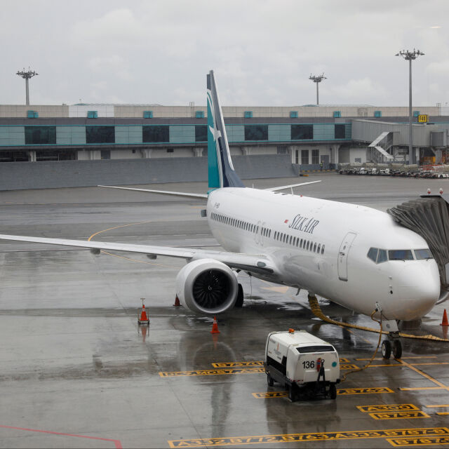 Акциите на авиокомпанията "Боинг" се сринаха след катастрофата в Етиопия