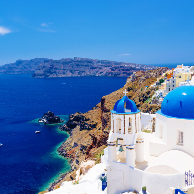 Гръцкият туристически сезон започва през юни