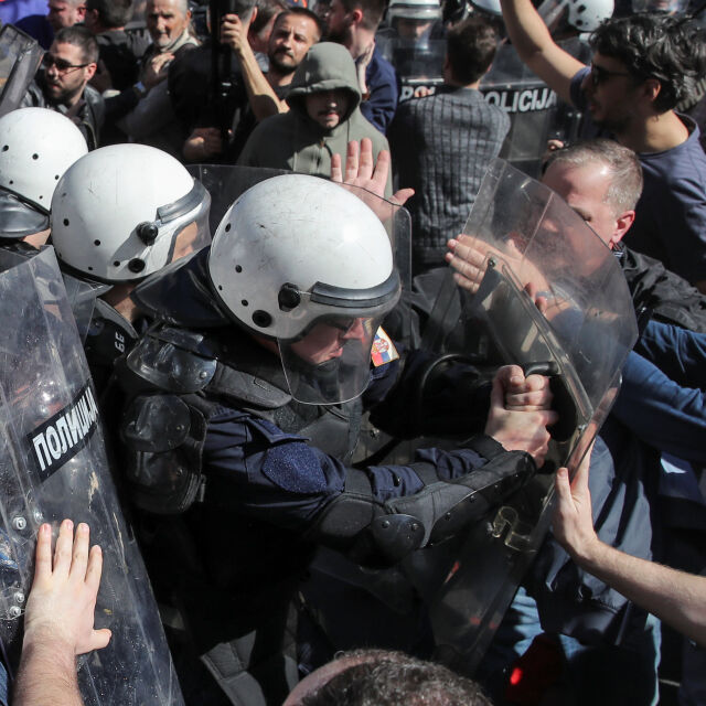В Сърбия се заговори за предстояща амнистия на задържаните в Белград 